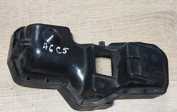 Audi A6 S6 C5 4B Headlight/headlamp dust cover 15381301