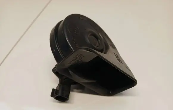 Nissan Qashqai Horn signal 0055306