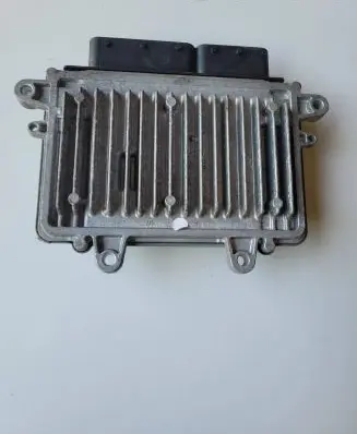 Mercedes-Benz B W245 Engine control unit/module A6401507479 1039S00000 0281013024