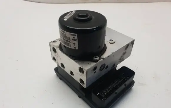Volvo XC90 ABS Pump 30793445 00401396E0 10092504153