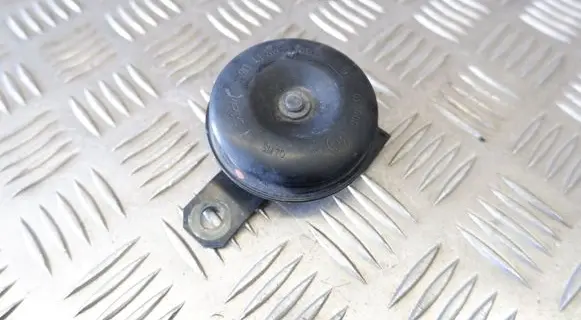 Toyota RAV 4 (XA50) Horn signal 8652020300