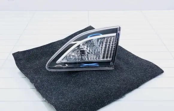 Mazda 3 II Tailgate rear/tail lights BBM4513F0E