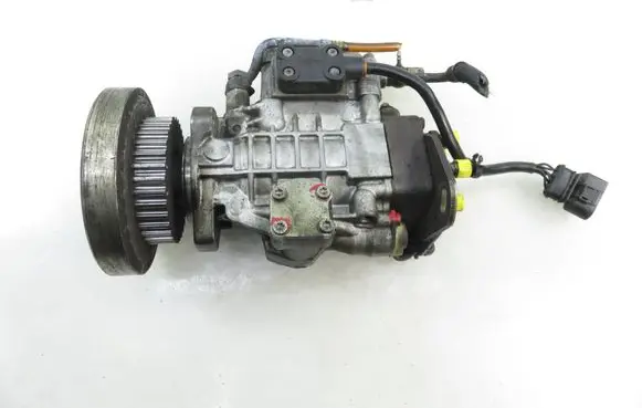 Volvo 850 Fuel injection high pressure pump 0460415990 074130110M