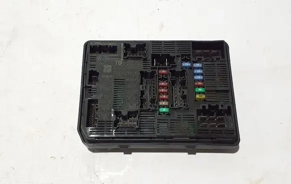 Renault Kangoo III Fuse module 284B66911R