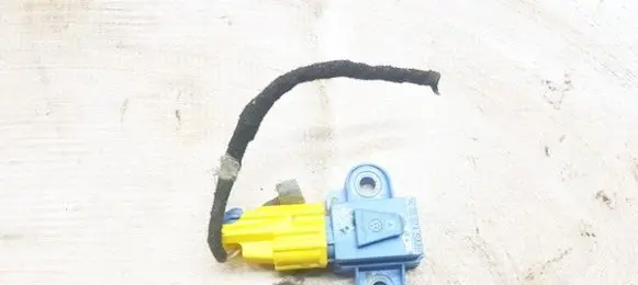 Volkswagen Golf V Airbag deployment crash/impact sensor 1k0955557a