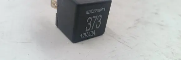 Audi A4 S4 B5 8D Other relay 8D0951253A PA66GF30