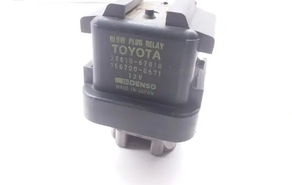 Toyota Avensis T270 Glow plug pre-heat relay 2861067010 1567000671
