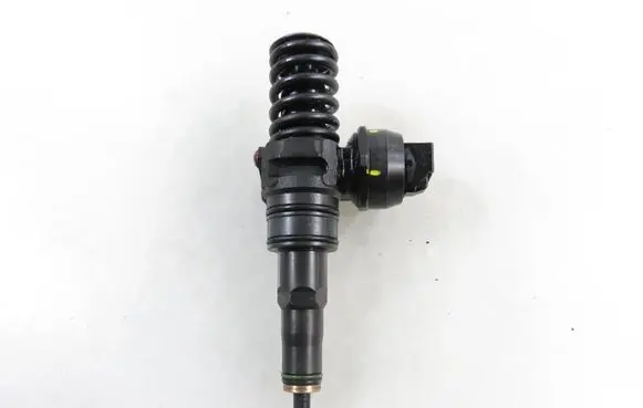 Skoda Fabia Mk1 (6Y) Fuel injector 0414720035 045130073T