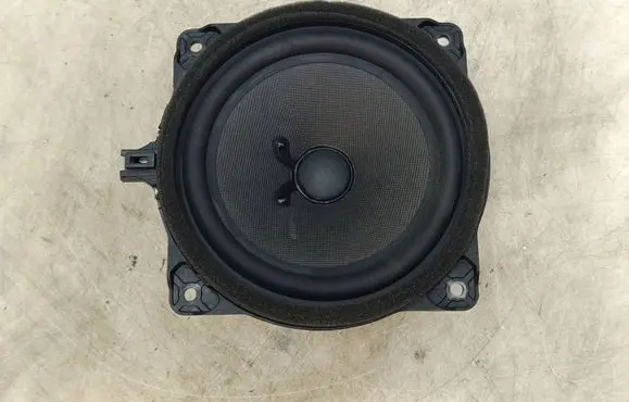 Hyundai i40 Front door speaker 963303V001 S270109 SWRCH10A