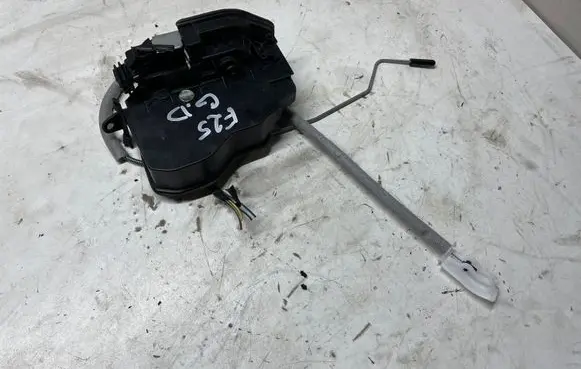 BMW X3 F25 Rear door lock 7318414