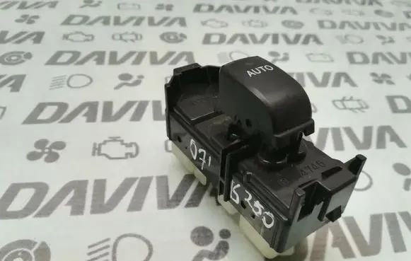 Lexus IS 220D-250-350 Electric window control switch 84030-53020 8403053020