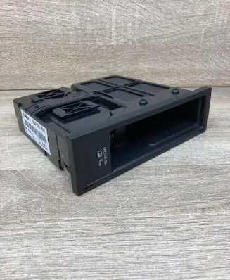 Volkswagen PASSAT B7 USB socket connector 5N0035341F 5N0035342E