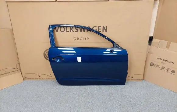 Audi A3 S3 8V Front door 8V3831052B 8V3831052C LX5Q