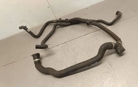 BMW X1 F48 F49 Engine coolant pipe/hose 8584831 1712 13876010