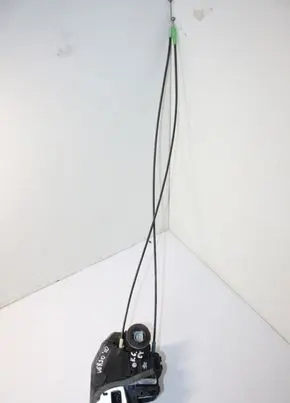 Toyota Verso Rear door lock