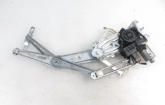 Opel Zafira A Front door window regulator with motor 90579355