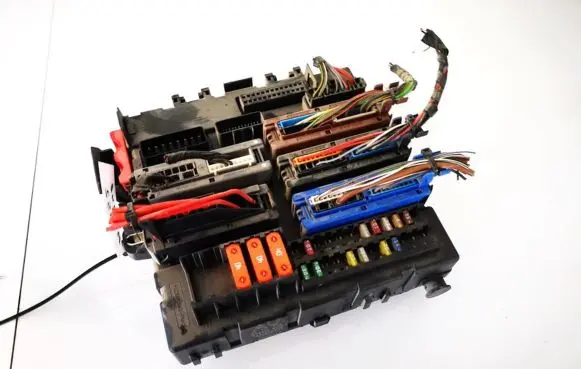 Opel Signum Fuse box set 13112914au 13112914