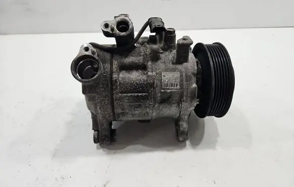 BMW 4 F32 F33 Air conditioning (A/C) compressor (pump) 9330831