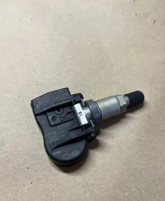 KIA Carens III Tire pressure sensor 529332J100 A2C99537900