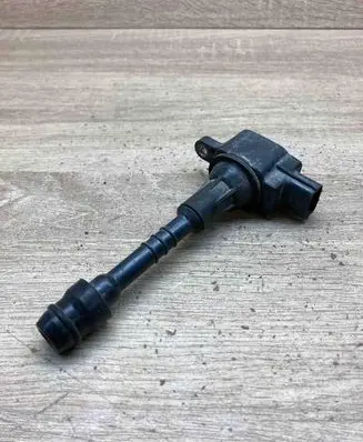 Nissan Juke I F15 High voltage ignition coil 224486N015 A1C4004G