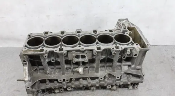 BMW Z4 E89 Engine block 0443605 11110443605