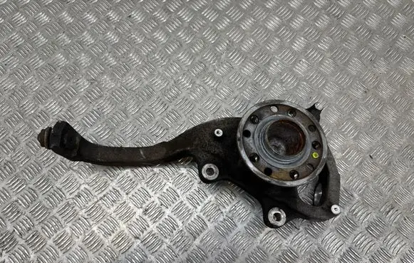 Mercedes-Benz CLS C257 Front wheel hub A2133324800