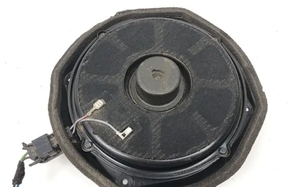 Audi A4 S4 B7 8E 8H Front door high frequency speaker 8H0035412A