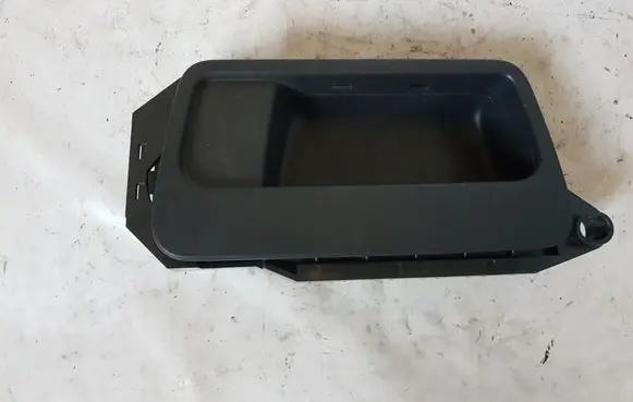 Volvo XC90 Tailgate trunk handle 8652550
