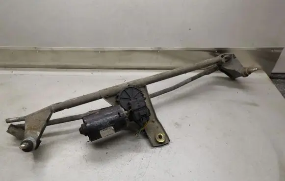 Volvo S70 V70 V70 XC Front wiper linkage and motor 0390241133 9169321 3397020424