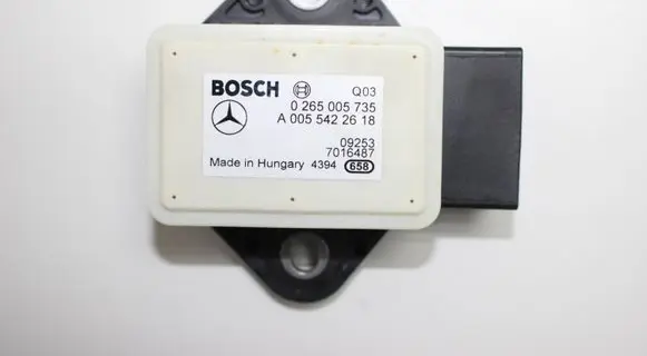 Mercedes-Benz E W212 ESP acceleration yaw rate sensor A0055422618 0265005735
