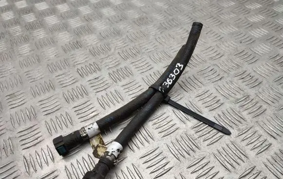Mercedes-Benz Vito Viano W447 Engine coolant pipe/hose
