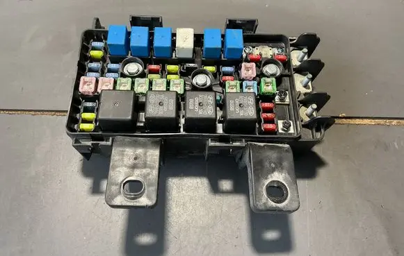 Hyundai Sonata Fuse module 919503K540 00675935