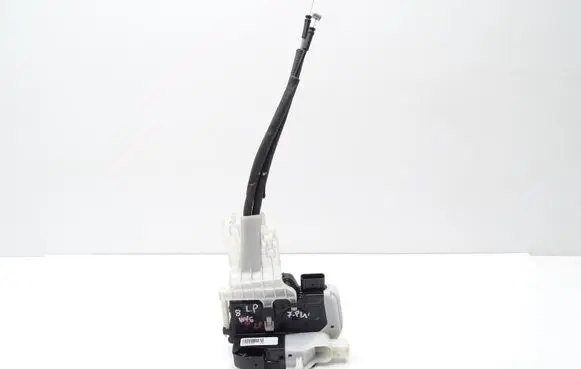 Hyundai ix35 Front door lock 81310-2Y010