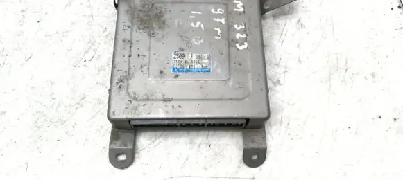 Mazda 323 F Engine control unit/module E2T81671M1 Z50918818