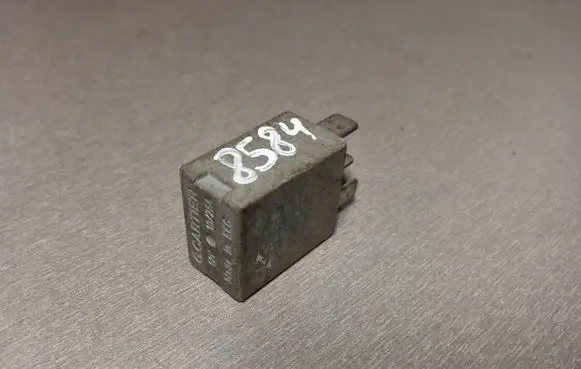 Renault Clio II Other relay 6025111584 29201044