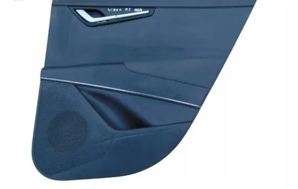 KIA Niro Rear door card panel trim