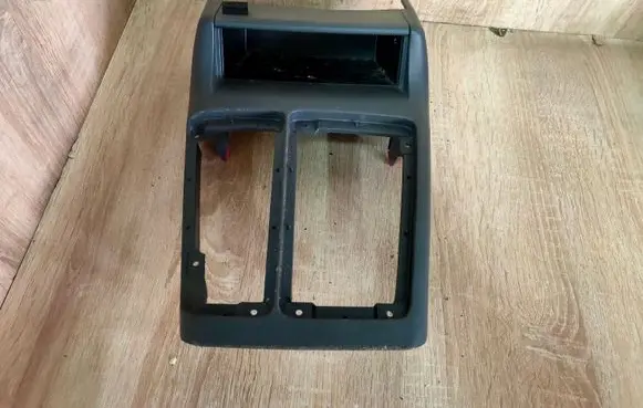 Mitsubishi Pajero Sport I Other interior part MR471885