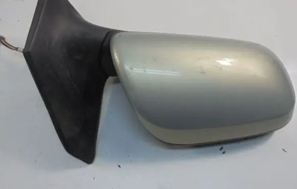 Toyota Avensis Verso Manual wing mirror 