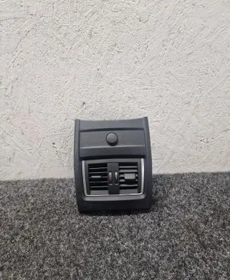 BMW 4 F36 Gran coupe Rear air vent grill 9333675