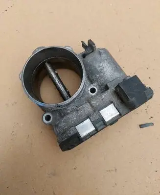 Mercedes-Benz C W203 Throttle valve A1110980109 1S0002