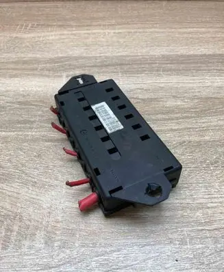 Volvo S80 Battery relay fuse 9162323 9441776