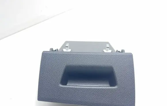 BMW 1 F20 F21 Dashboard storage box/compartment 9211310 9211311