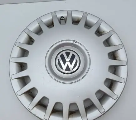 Volkswagen PASSAT B5 Other exterior part 1J0601147H