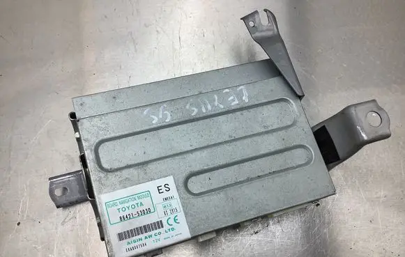 Lexus GS 300 350 430 450H GPS navigation control unit/module 8642153030 EKAB007584 0329151