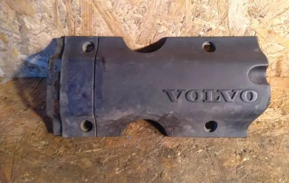 Volvo S40, V40 Timing belt guard (cover) 9207618 1335