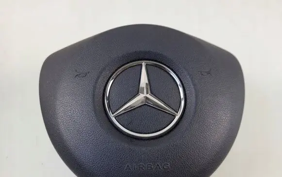 Mercedes-Benz GLC C253 Steering wheel airbag 0008608900