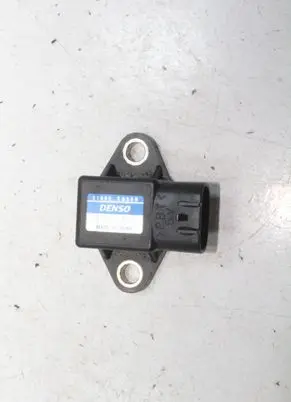 Nissan Juke I F15 Steering angle sensor 31955EU50B