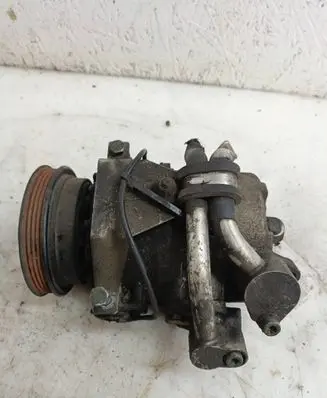 Volkswagen PASSAT B5 Air conditioning (A/C) compressor (pump) 8D0260808 4472208182