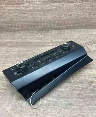 Audi A4 S4 B8 8K Climate control unit 8T2820043S