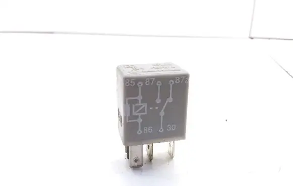 Mercedes-Benz Vito Viano W638 Other relay A0055451005